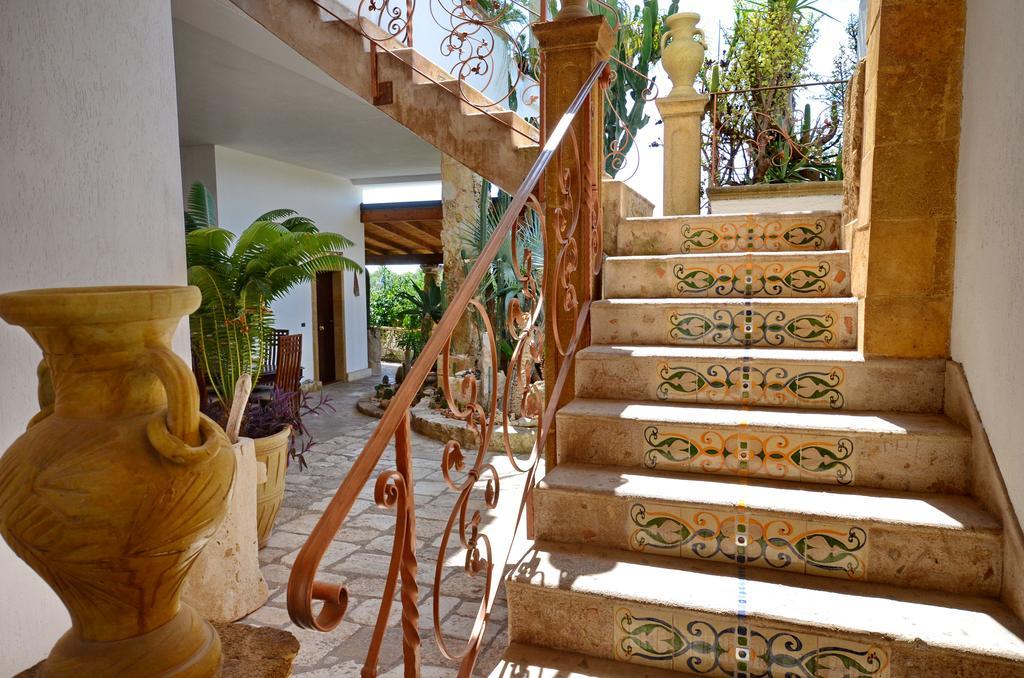 Felline In Bed&Breakfast Dimora Di Charme El Salento Exterior foto